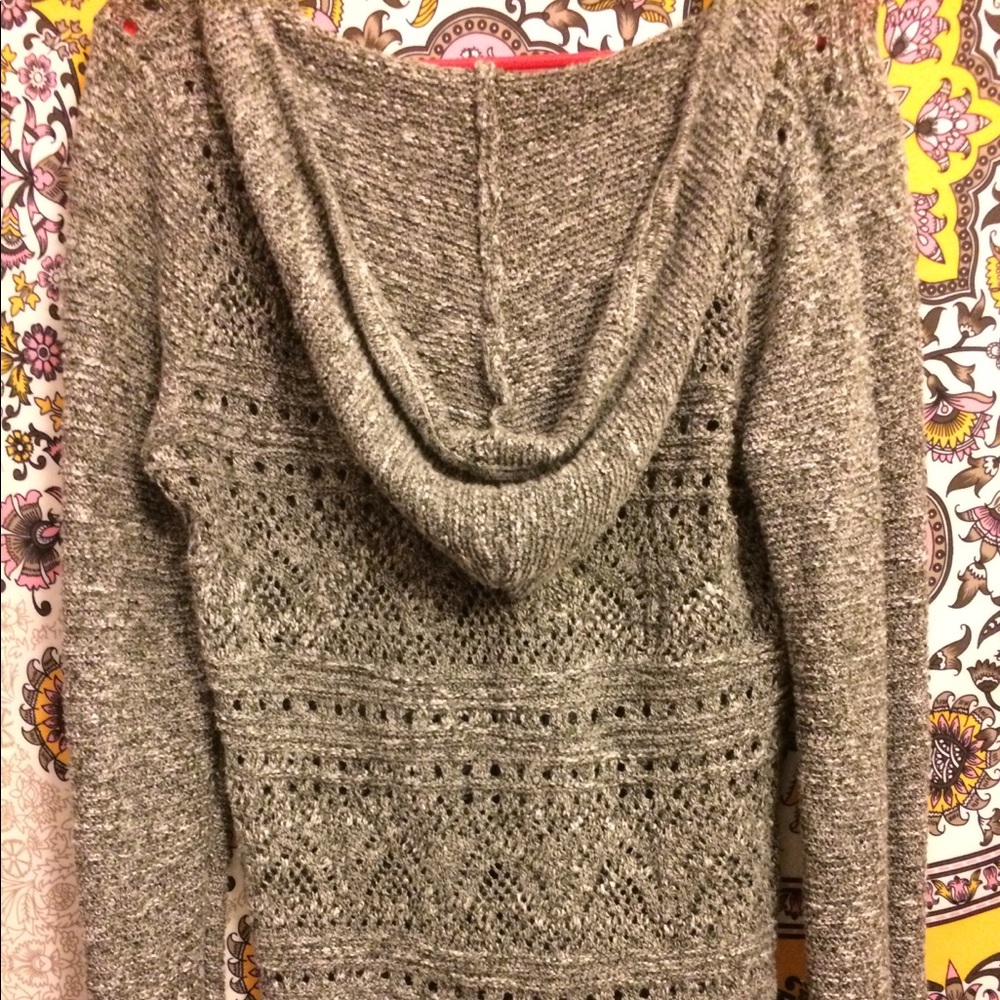 Sweater - Picture 4 of 4